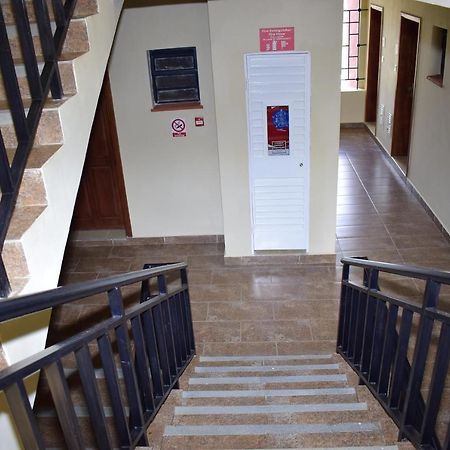 West Suites Ναϊρόμπι Εξωτερικό φωτογραφία